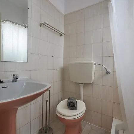 Apartamento Em 公寓 *